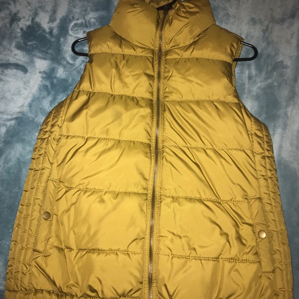 Old Navy puffer vest